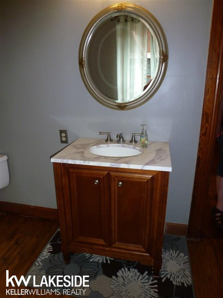 201 Pine Street Rochester, MI 48307 - Photo 20 of 43