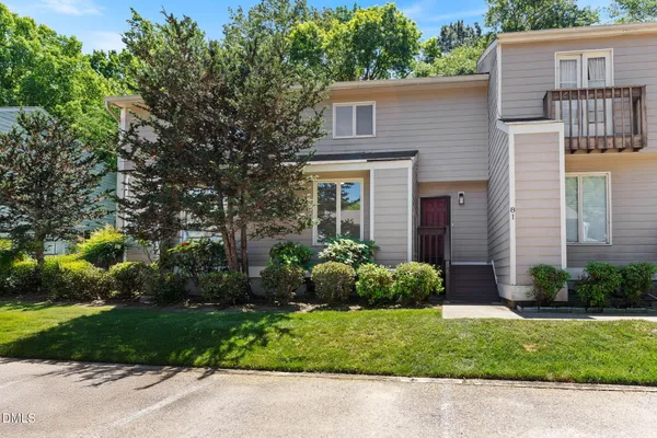 $266,000 | 250 South Estes Drive, Unit 81, Chapel Hill, NC 27514