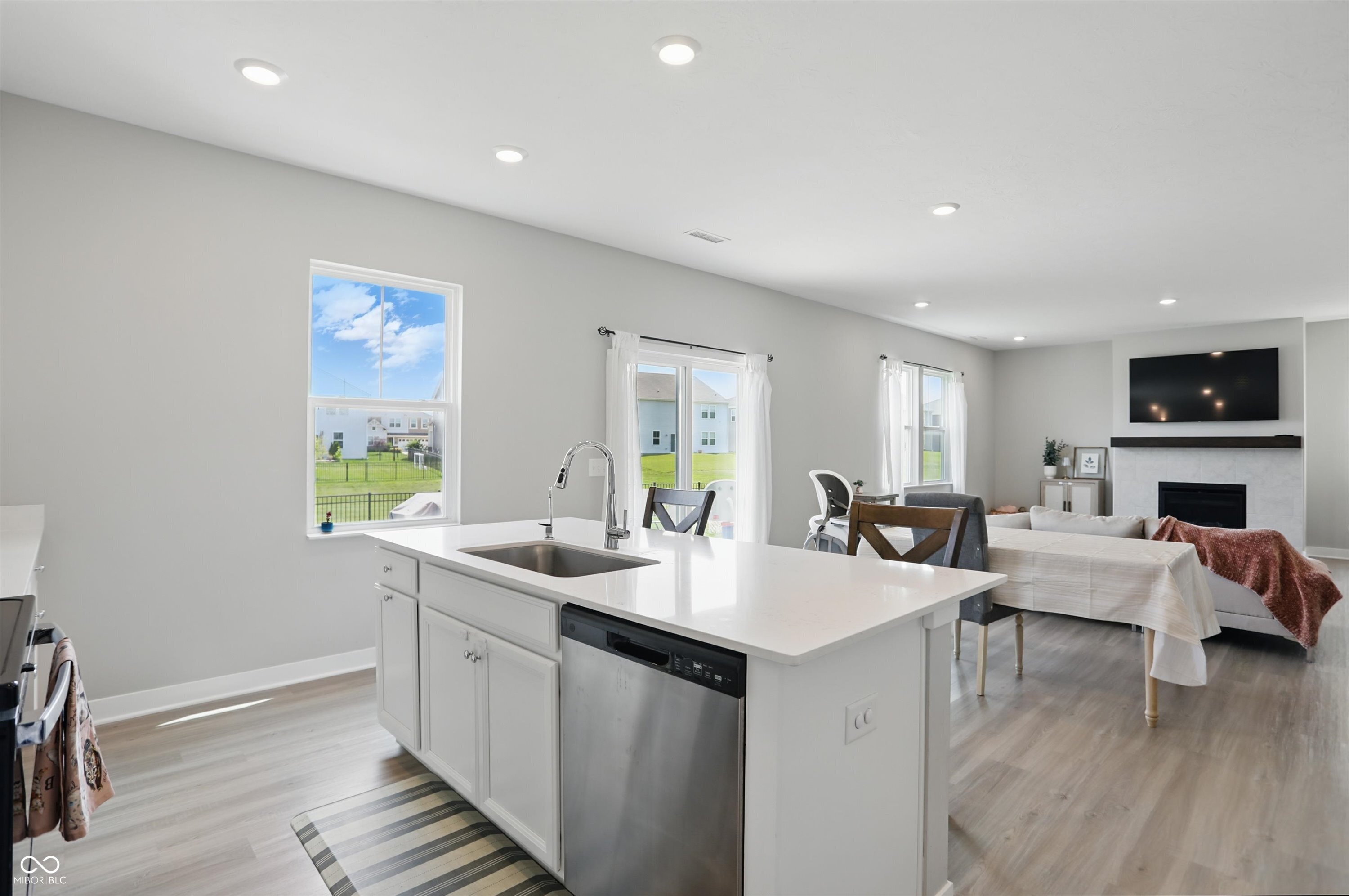 9537 Crossfield Road Avon, IN 46123 - Photo 13 of 48