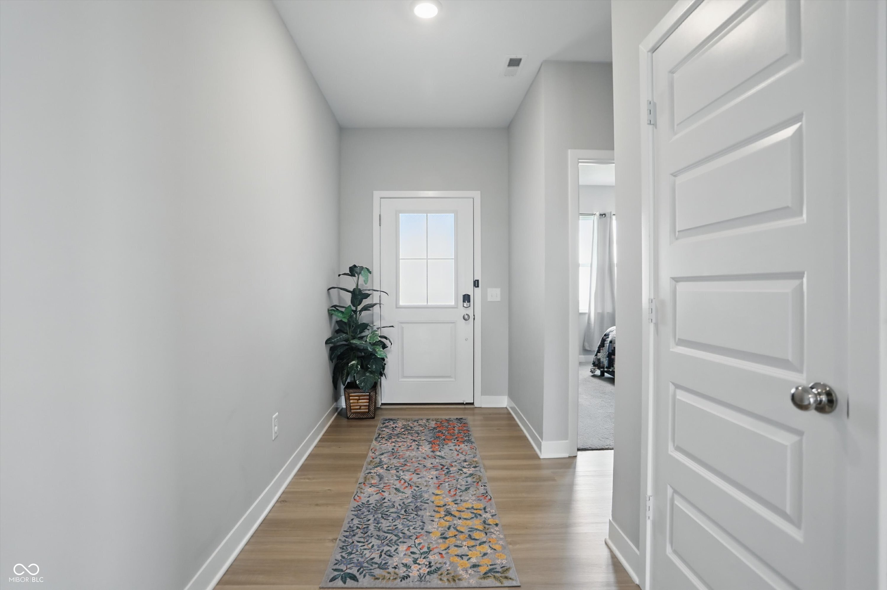 9537 Crossfield Road Avon, IN 46123 - Photo 5 of 48