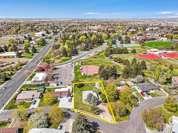 $340,000 | 939 Rosemont Drive, Twin Falls, ID 83301