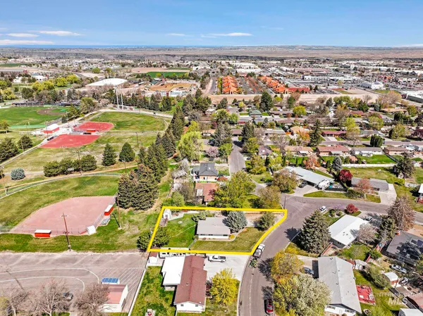 $340,000 | 939 Rosemont Drive, Twin Falls, ID 83301