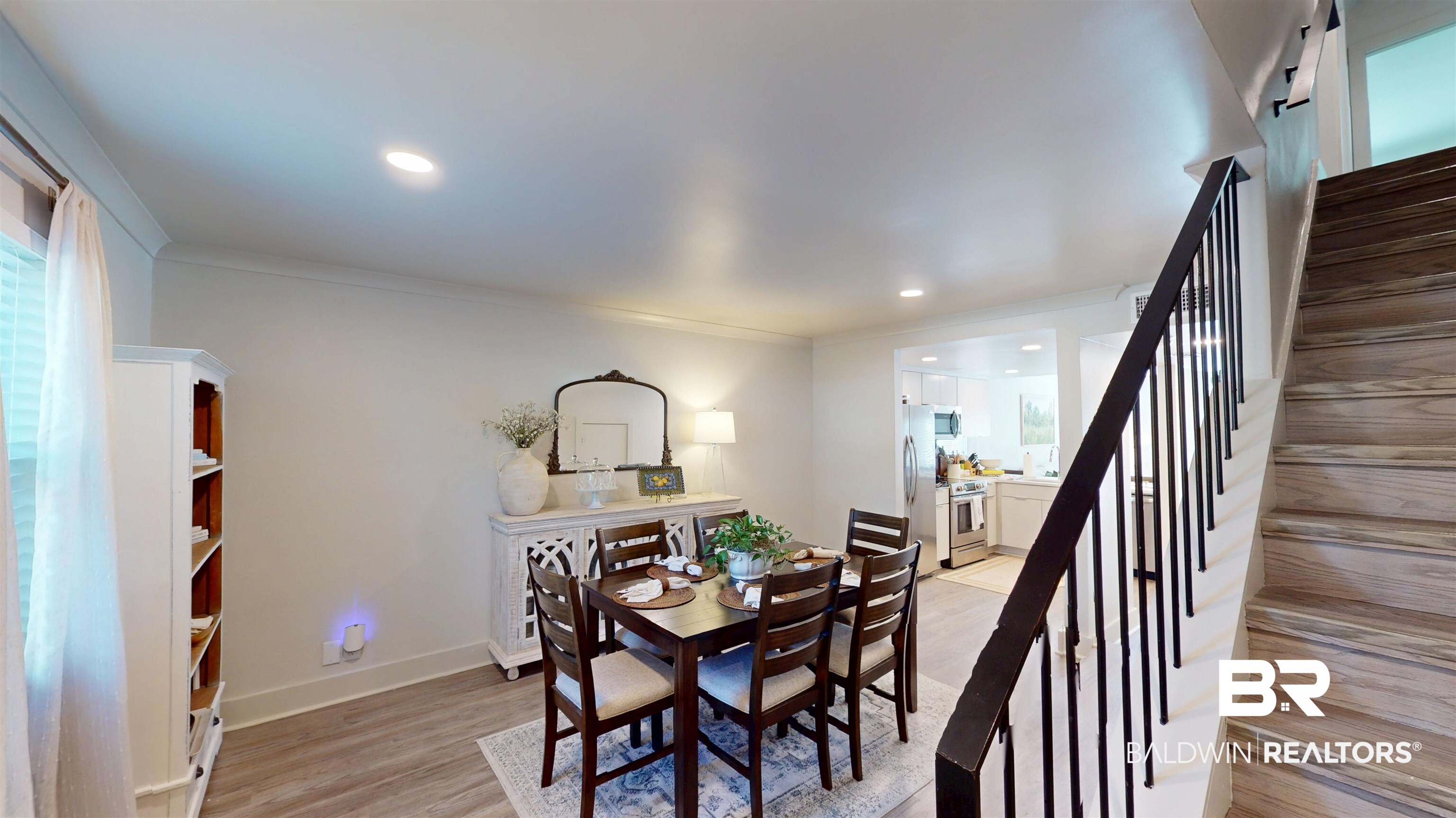 3655 Old Shell Road, Unit 211 Mobile, AL 36608 - Photo 2 of 17 Dining space with light wood finished floors, crown molding, and recessed lighting