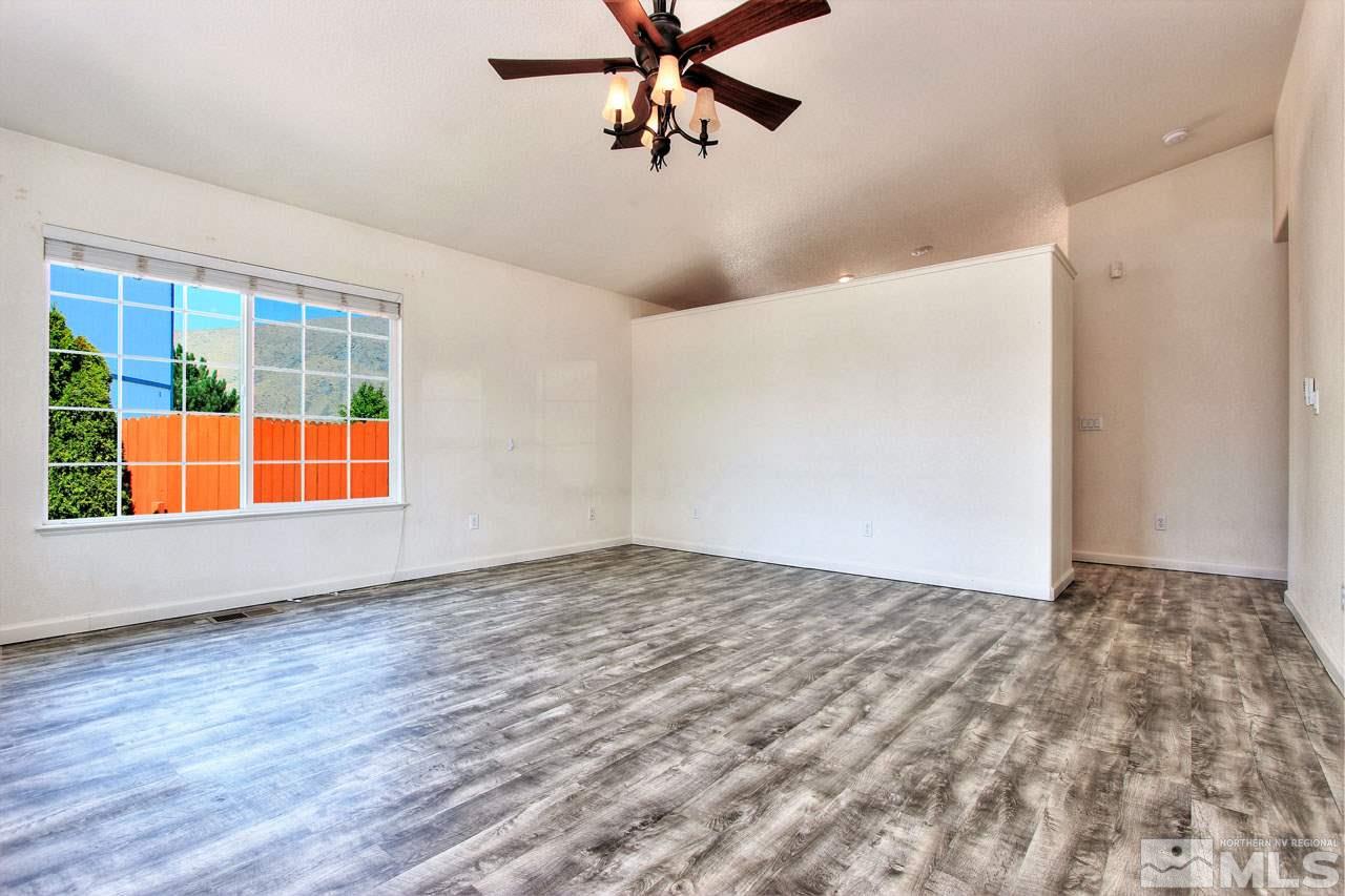 17630 Yearling Court Reno, NV 89508 - Photo 3 of 25 Photo 3