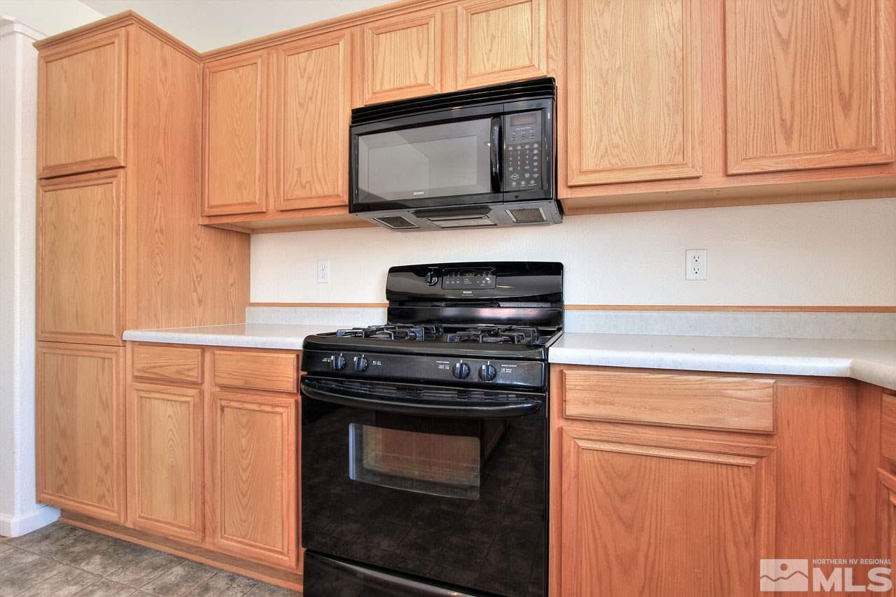 17630 Yearling Court Reno, NV 89508 - Photo 5 of 25 Photo 5