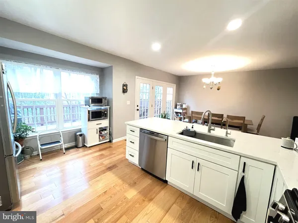 $3,500 | 4513 Monmouth Street, Fairfax, VA 22030