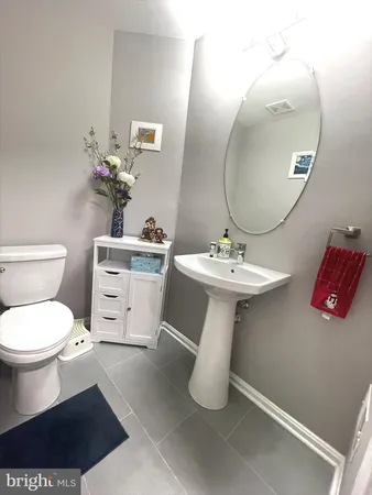 $3,500 | 4513 Monmouth Street, Fairfax, VA 22030