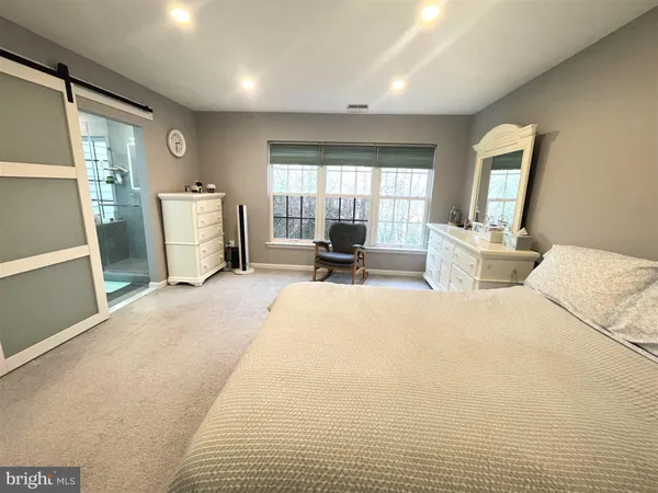 $3,500 | 4513 Monmouth Street, Fairfax, VA 22030