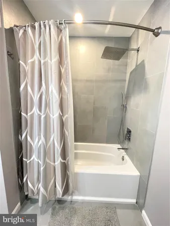 $3,500 | 4513 Monmouth Street, Fairfax, VA 22030