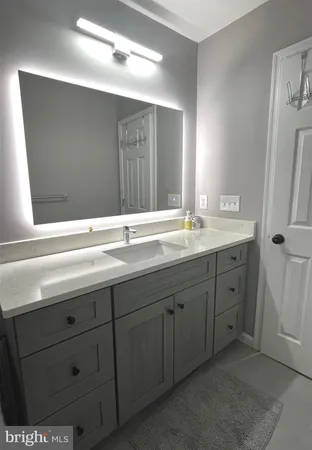 $3,500 | 4513 Monmouth Street, Fairfax, VA 22030