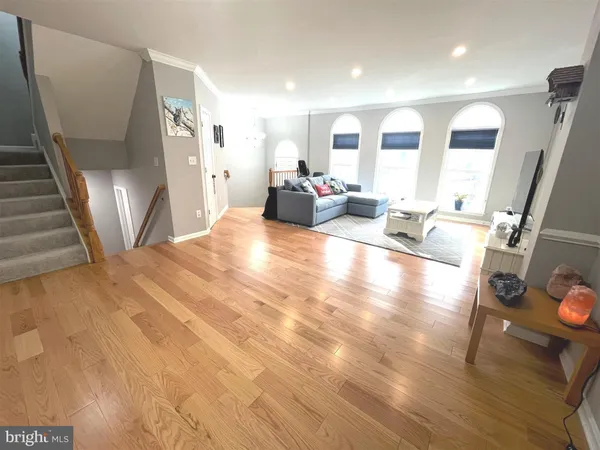 $3,500 | 4513 Monmouth Street, Fairfax, VA 22030