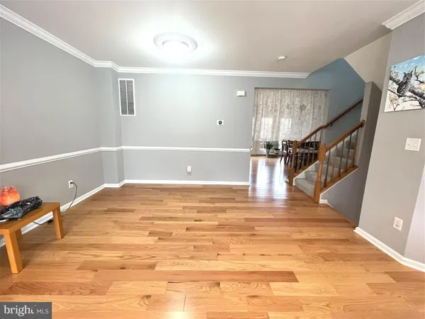 $3,500 | 4513 Monmouth Street, Fairfax, VA 22030