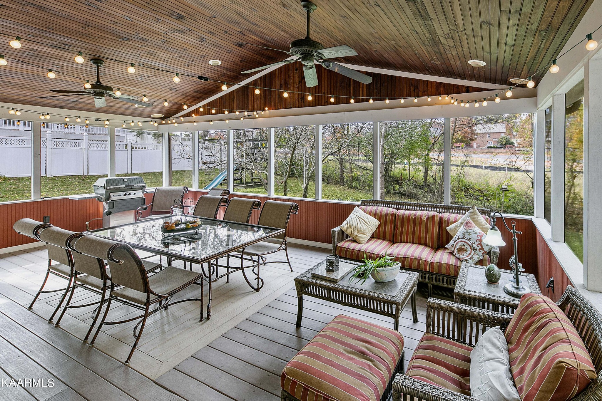 9211 Colchester Ridge Road Knoxville, TN 37922 - Photo 13 of 43 Gallery Image 13