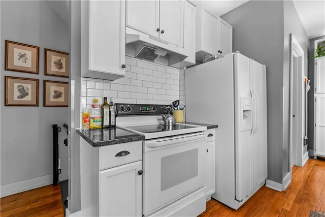 $485,000 | 4218 Greenwood Place, Kansas City, MO 64111