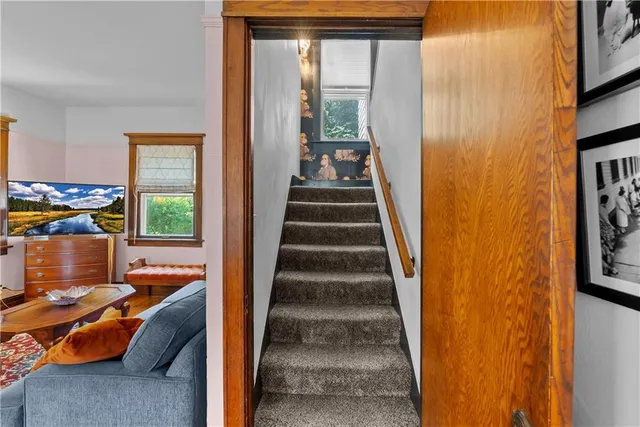 $485,000 | 4218 Greenwood Place, Kansas City, MO 64111