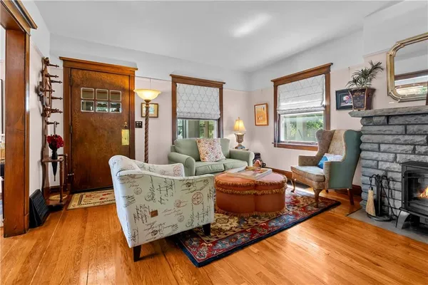 $475,000 | 4218 Greenwood Place, Kansas City, MO 64111
