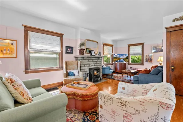 $485,000 | 4218 Greenwood Place, Kansas City, MO 64111