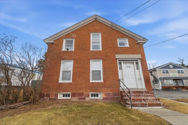 $2,200,000 | 938-950 Shelburne Road, South Burlington, VT 05403