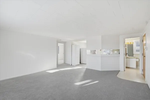 $2,200,000 | 938-950 Shelburne Road, South Burlington, VT 05403