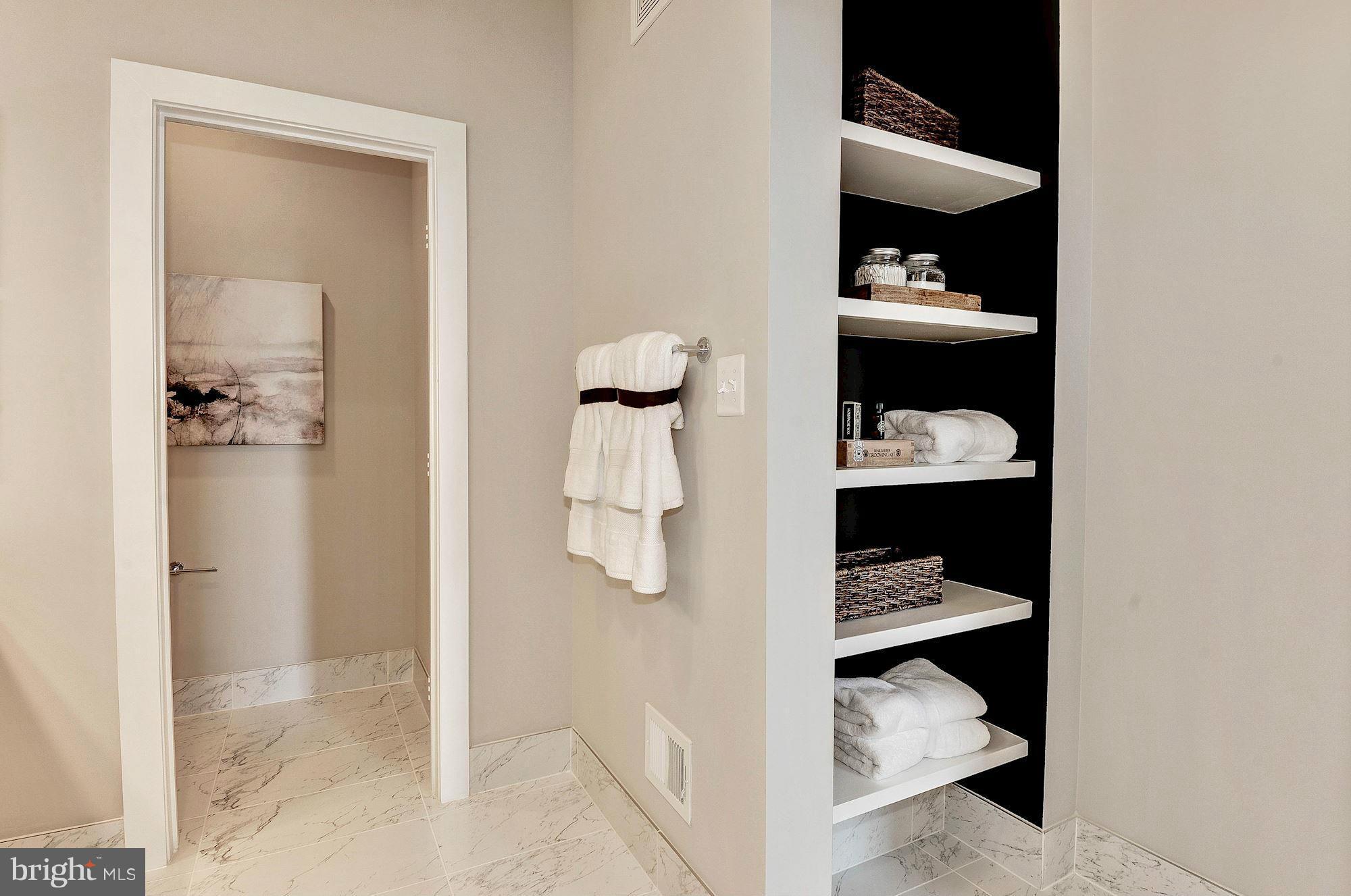 1318 South Rolfe Street Arlington, VA 22204 - Photo 23 of 26 Bath (Master)