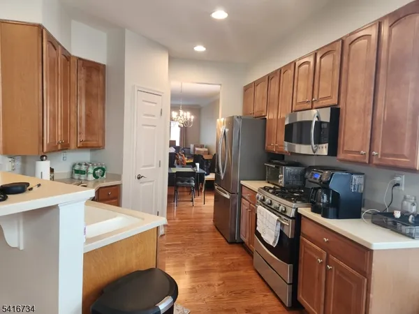 $3,750 | 12 Village Lane, Sparta, NJ 07871