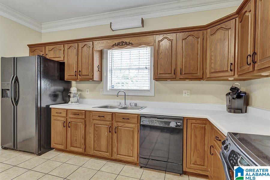 2800 Ridge Parkway Trussville, AL 35173 - Photo 5 of 18