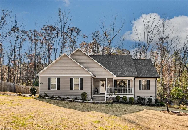 $318,000 | 1624 Ashbrook View Lane, Asheboro, NC 27205