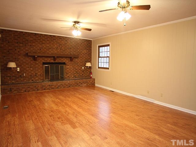 1103 Briardale Road Durham, NC 27712 - Photo 9 of 25 Masonry fireplace with gas logs, 2 ceiling fans!