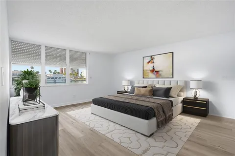 $220,000 | 7420 Bay Island Drive South, Unit 175, South Pasadena, FL 33707