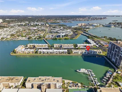 $220,000 | 7420 Bay Island Drive South, Unit 175, South Pasadena, FL 33707