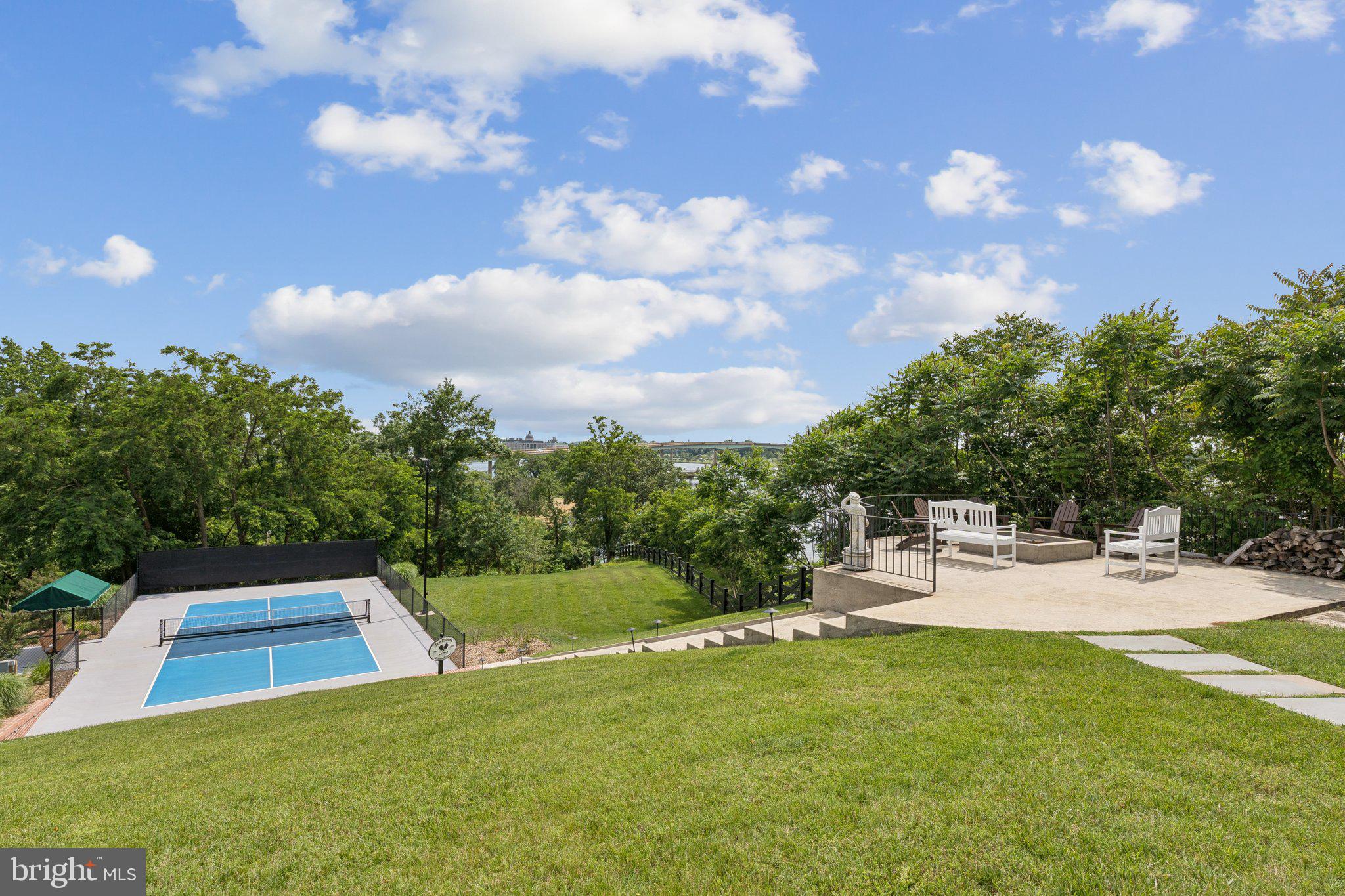 1932 Carrollton Road Annapolis, MD 21409 - Photo 68 of 85 a view of a backyard