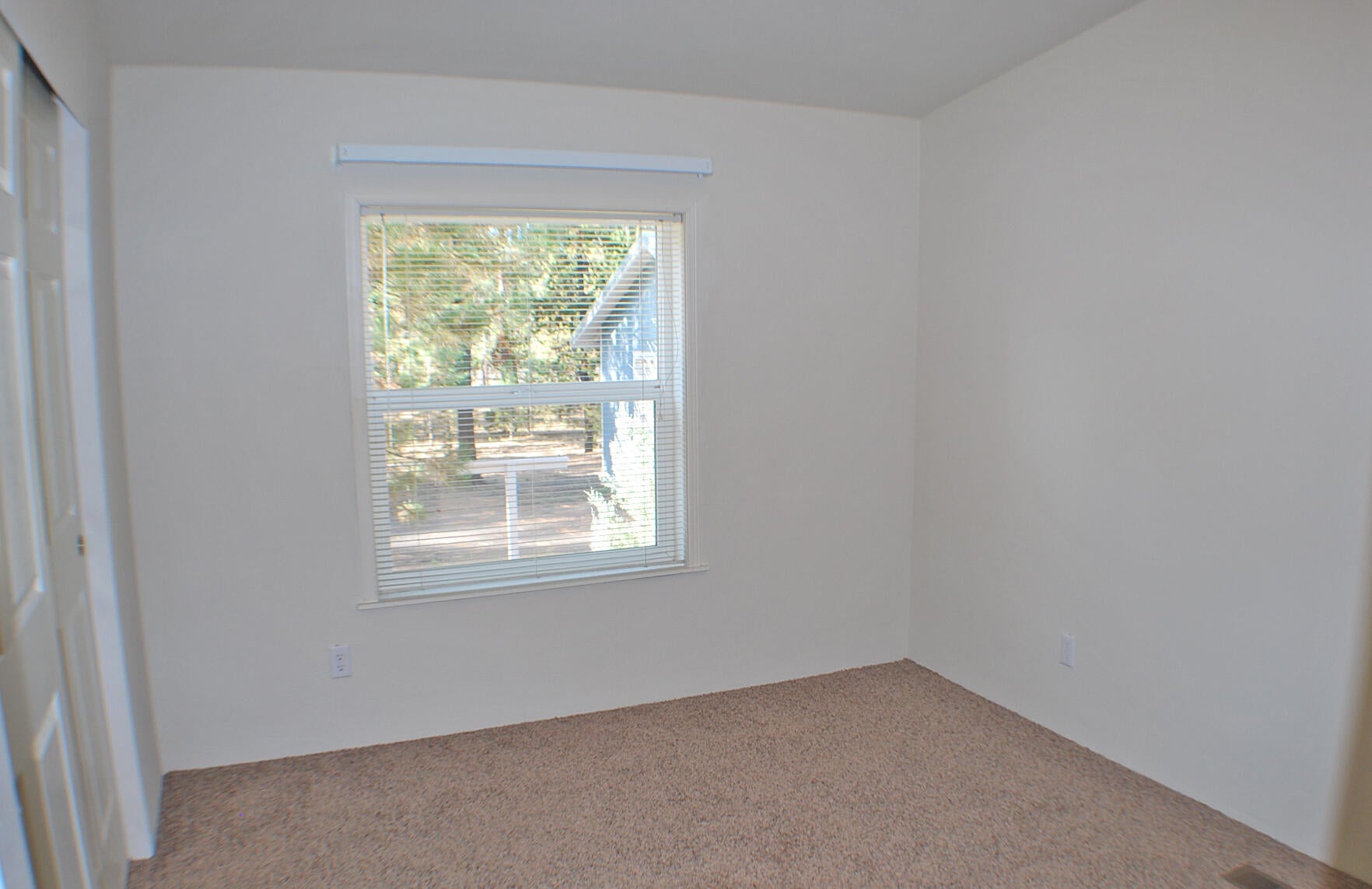 52744 Golden Astor Road La Pine, OR 97739 - Photo 9 of 10 Bedroom