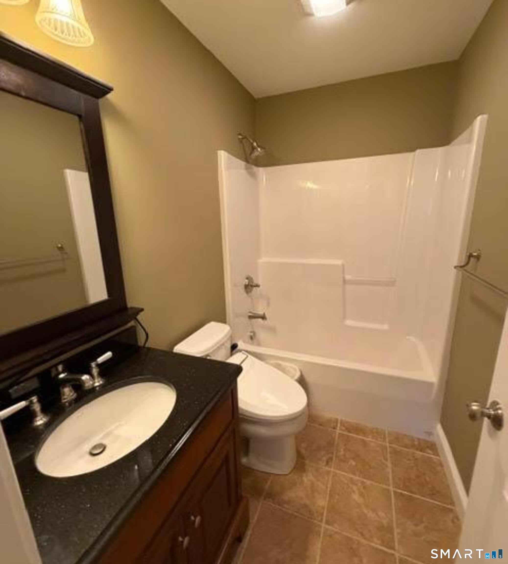 90 Applegate, Unit 95 Southington, CT 06489 - Photo 28 of 33