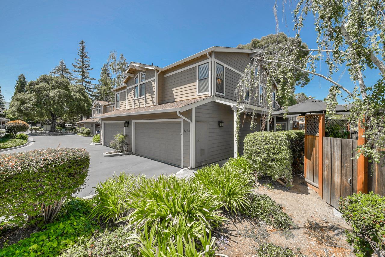 125 Redding Road, Unit B Campbell, CA 95008 - Photo 1 of 28 Gallery Image 1