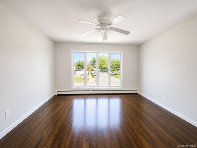 42 Marbourne Road Bethpage, NY 11714 - Photo 7 of 35 Gallery Image 7