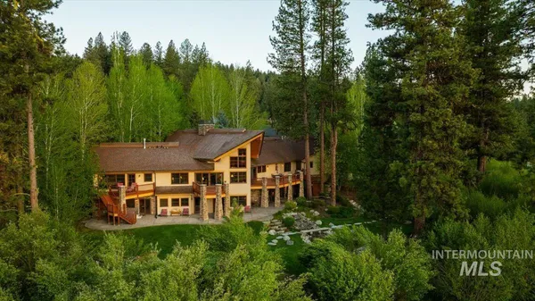 $1,750,000 | 3872 Brookside Drive, New Meadows, ID 83654