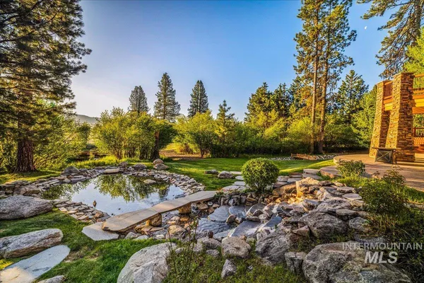 $1,750,000 | 3872 Brookside Drive, New Meadows, ID 83654