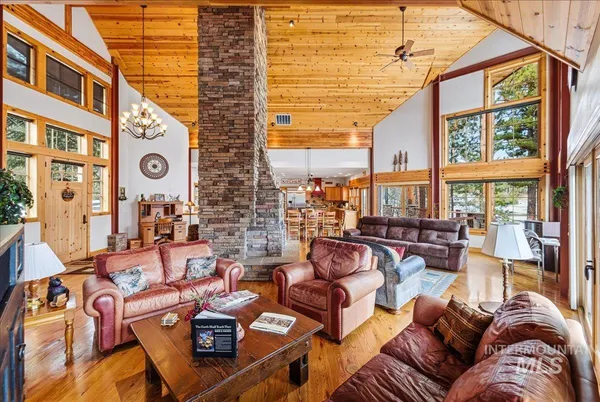 $1,750,000 | 3872 Brookside Drive, New Meadows, ID 83654