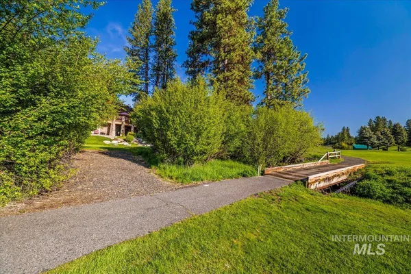 $1,750,000 | 3872 Brookside Drive, New Meadows, ID 83654