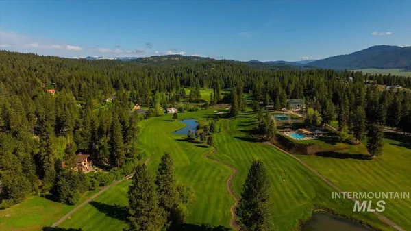 $1,750,000 | 3872 Brookside Drive, New Meadows, ID 83654