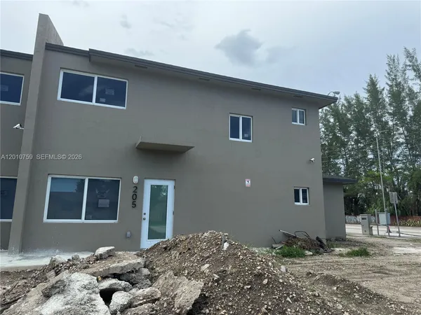 $2,190,000 | 205 Northwest 159th Street, Miami, FL 33169