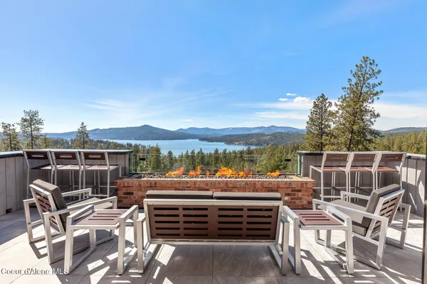 $9,950,000 | 6007 South Grainger Court, Harrison, ID 83833