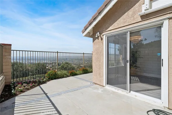 $950,000 | 6111 Garnet Circle, Anaheim Hills, CA 92807
