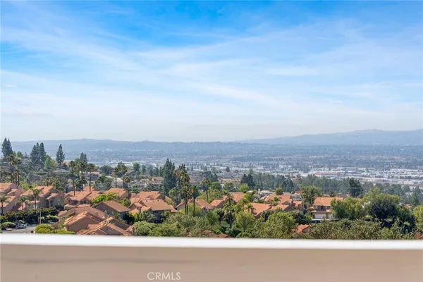 $950,000 | 6111 Garnet Circle, Anaheim Hills, CA 92807