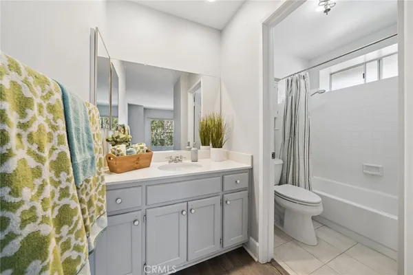 $950,000 | 6111 Garnet Circle, Anaheim Hills, CA 92807