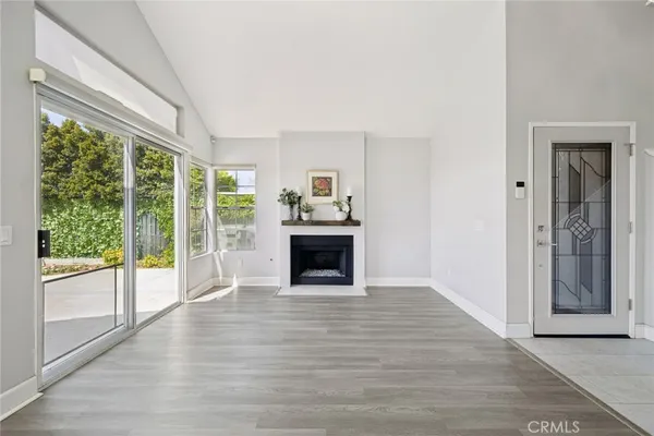 $950,000 | 6111 Garnet Circle, Anaheim Hills, CA 92807