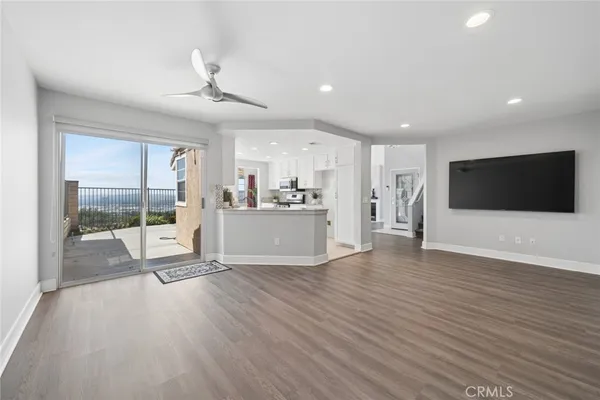$950,000 | 6111 Garnet Circle, Anaheim Hills, CA 92807
