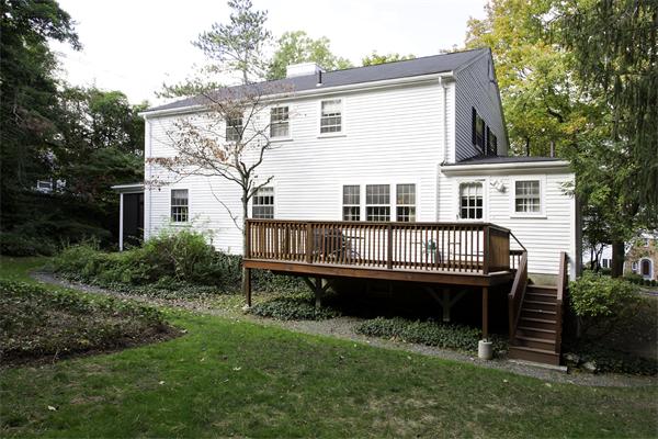 7 Meadowbrook Road Newton, MA 02459 - Photo 2 of 11