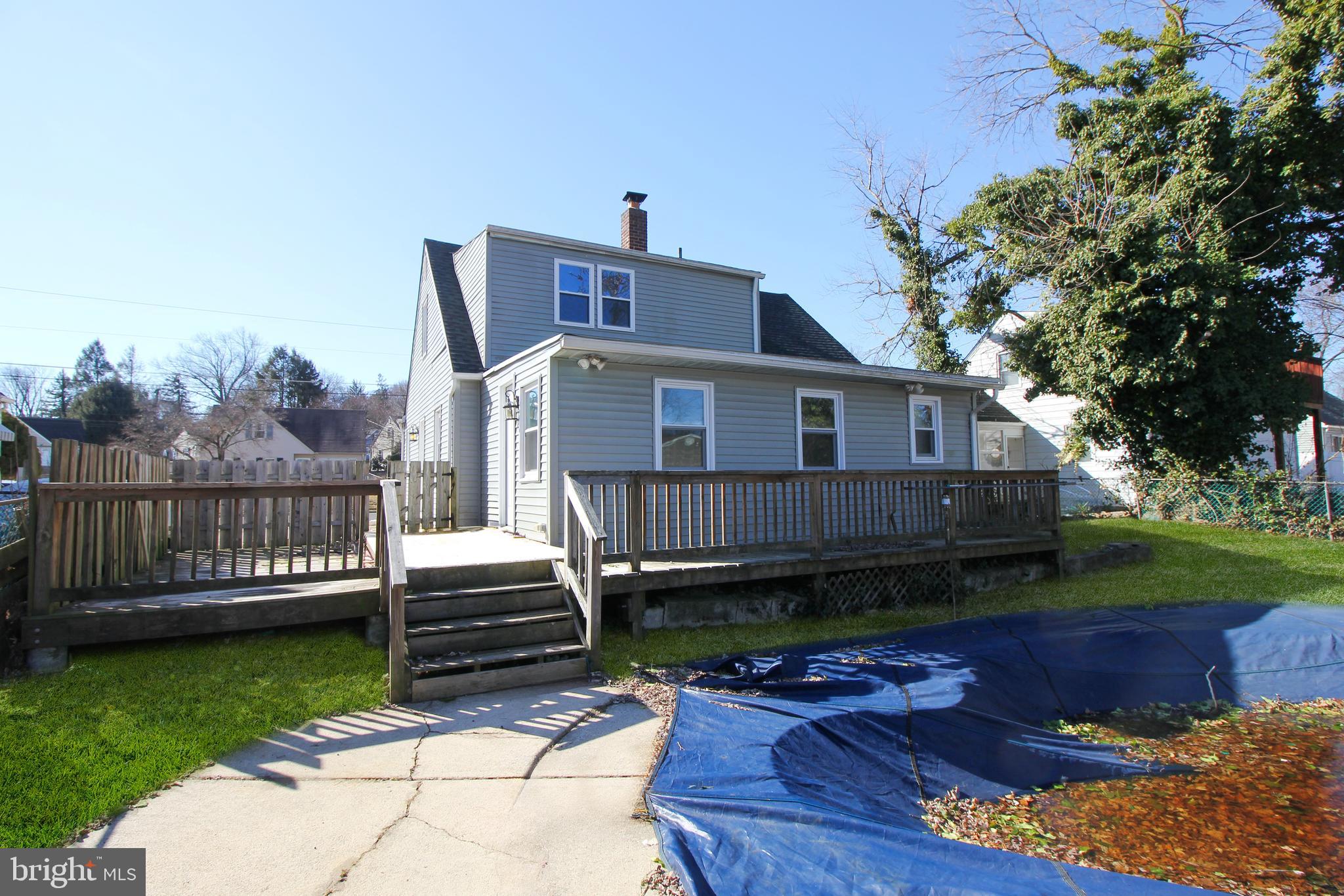 63 Ridgley Street Mount Holly, NJ 08060 - Photo 28 of 30 a front view of a house with garden