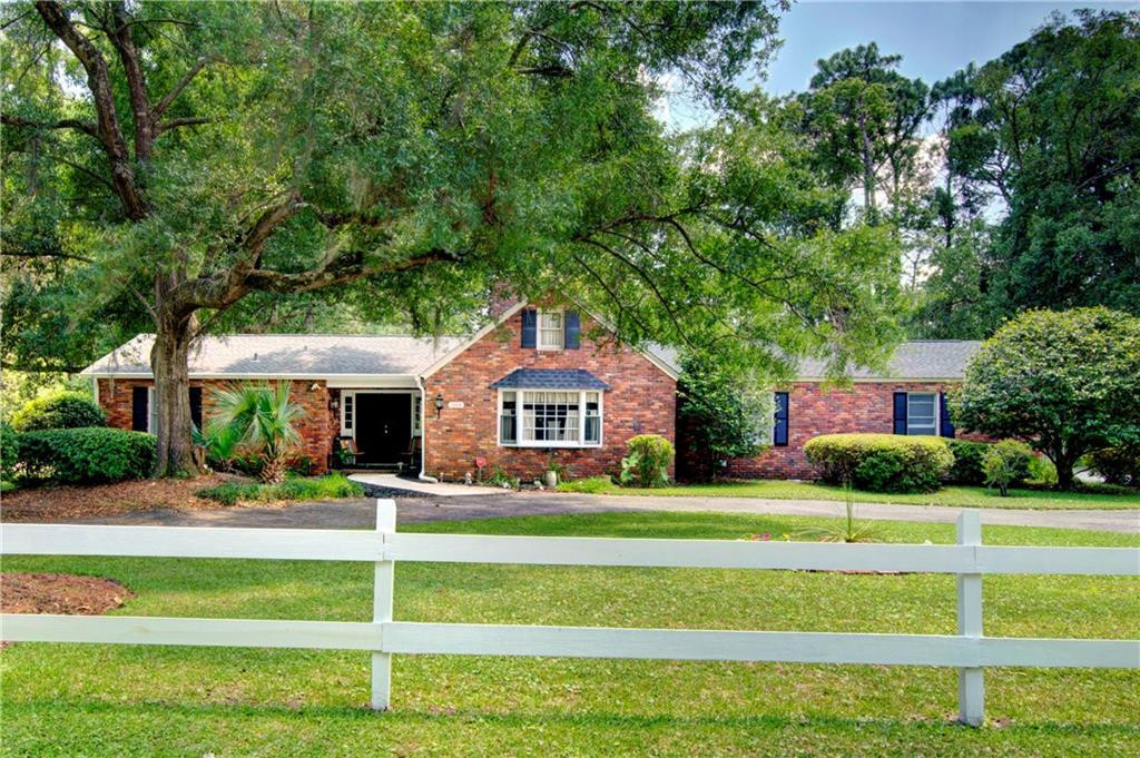 1304 Fairway Road Brunswick, GA 31525 - Photo 1 of 1 Gallery Image 1